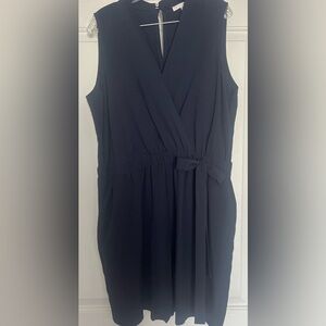 Navy sleeveless short romper XL, like new.